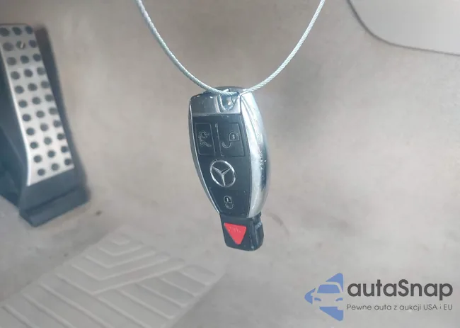 WDDGF4HB2CR212026: 42143759