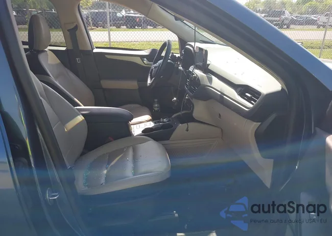 1FMCU9BZ6LUC38008: 42143784