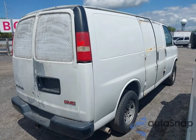 1GCWGFCF4F1152052: 42143803