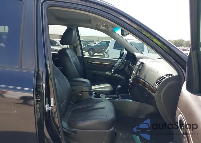 5XYZK3AB9CG106402: 42143810