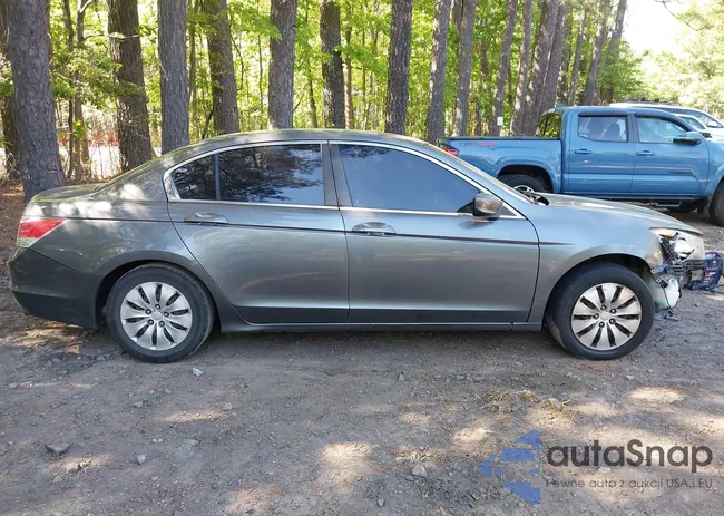 1HGCP2F35AA166517: 42143933