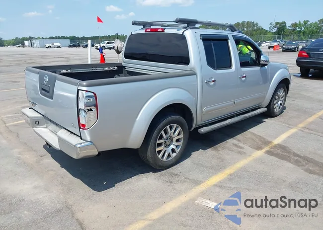 1N6AD0ER0BC433879: 42144601