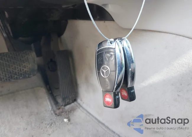 WDBRF92H57F889820: 42144786