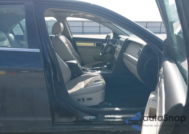 3LNHM26126R633512: 42144865