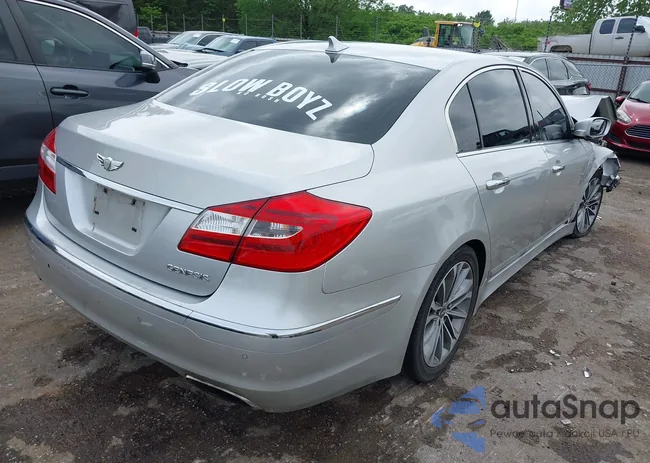 KMHGC4DD1CU153490: 42144974