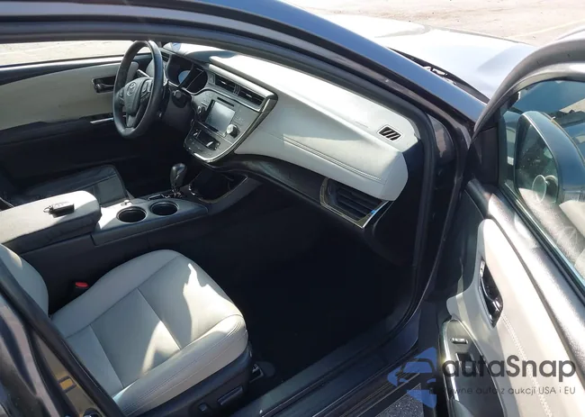 4T1BK1EB1JU286885: 42145096