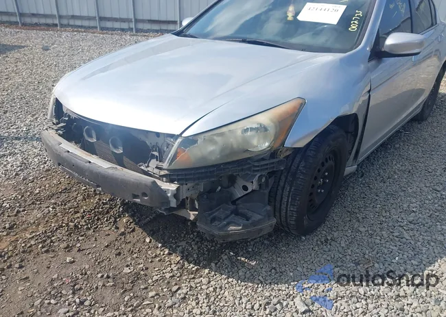 1HGCP2F37AA002735: 42144120