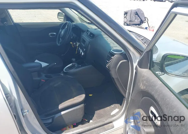 KNDJN2A27G7844314: 42144136