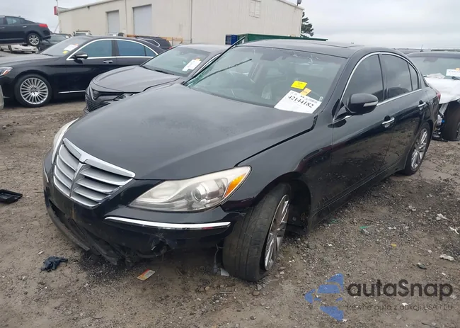 KMHGC4DD8CU175969: 42144182