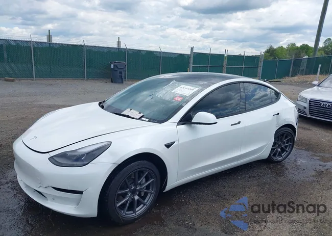 5YJ3E1EB7NF230514: 42144209