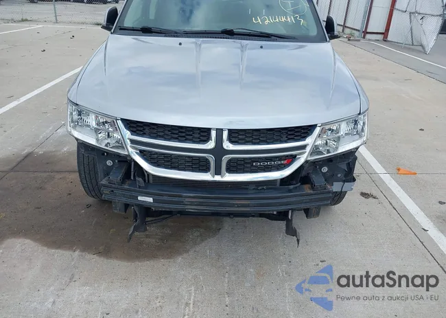 3C4PDCBBXHT612692: 42144413