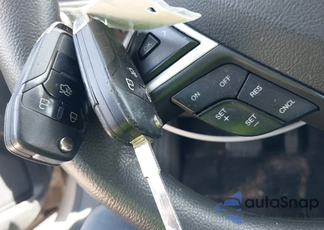 3FA6P0HD7FR301506: 42144424