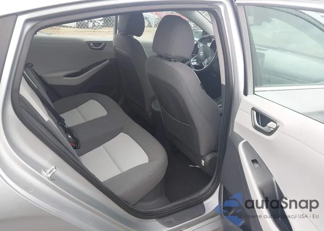 KMHC75LC0LU242355: 42144438