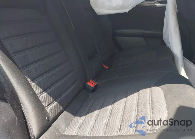 3FA6P0LU5LR153942: 42145638