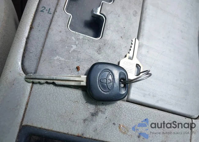 4T1BE46K59U861704: 42145800