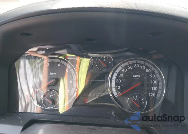 1D3HV13T79S704544: 42145808