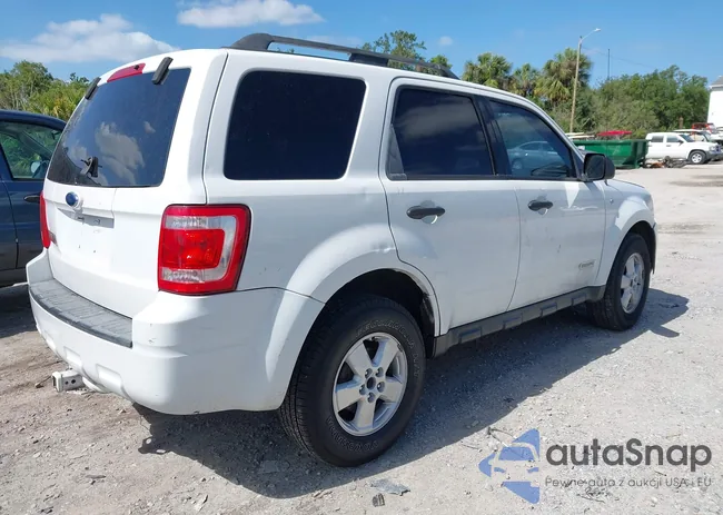 1FMCU03178KB06625: 42145923