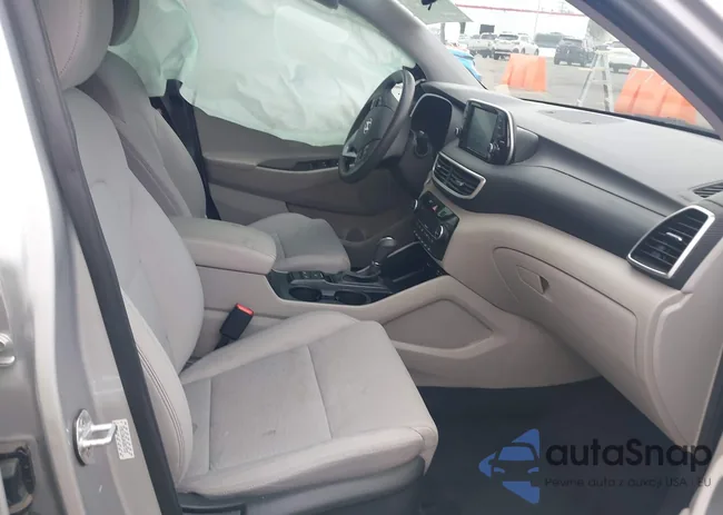 KM8J33AL0KU867833: 42145933