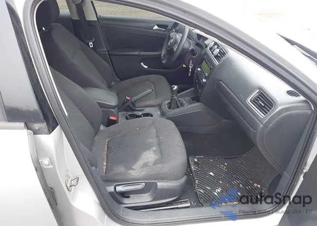 3VW1K7AJ6EM413671: 42145258