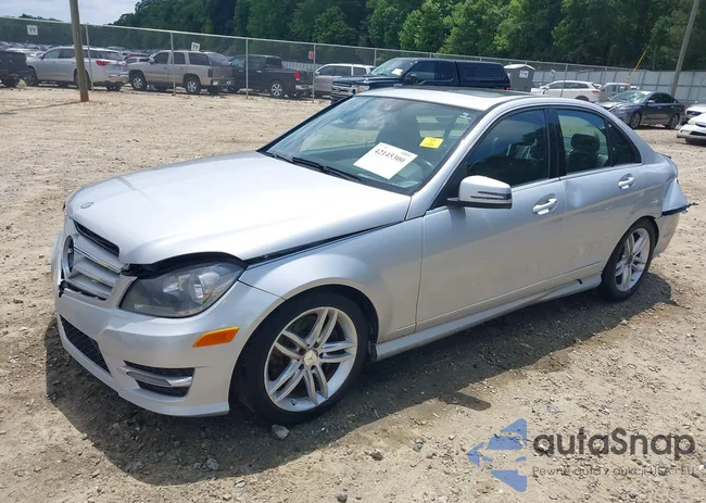 WDDGF8AB6DR280557: 42145300