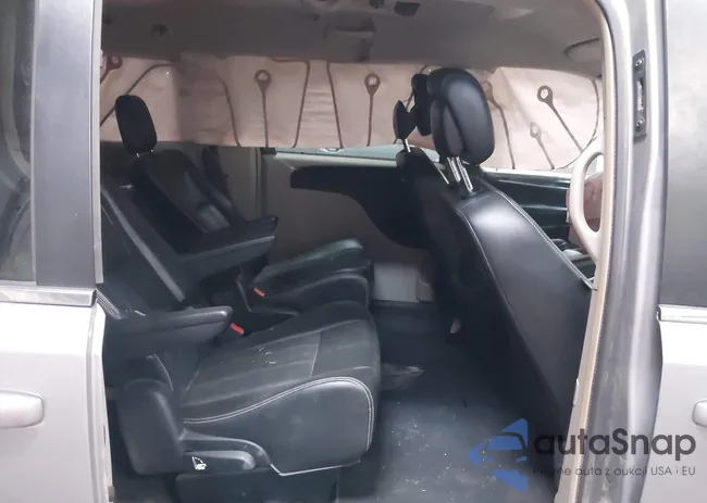 2C4RC1BG2ER442743: 42145370