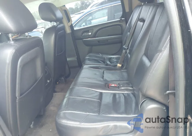 1GNUCJE06AR138587: 42145484