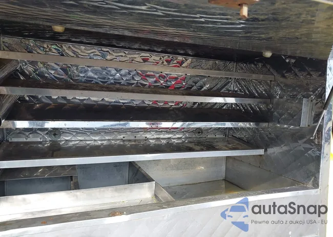 1B7JC26Z5RS615917: 42146743