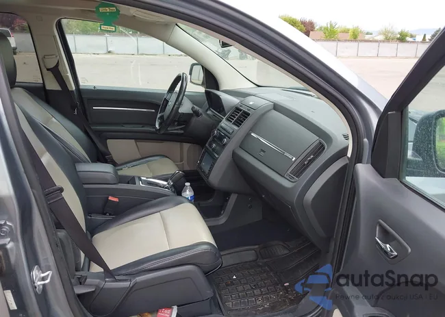 3D4GH67V89T513916: 42147080