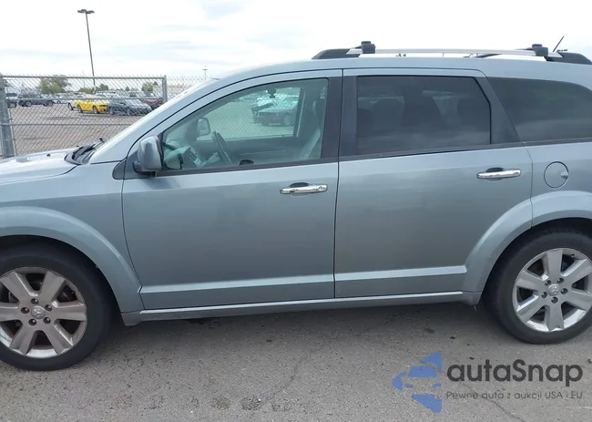 3D4GH67V89T513916: 42147080