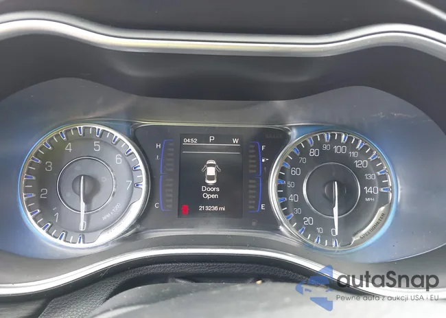 1C3CCCAB7FN692330: 42147108