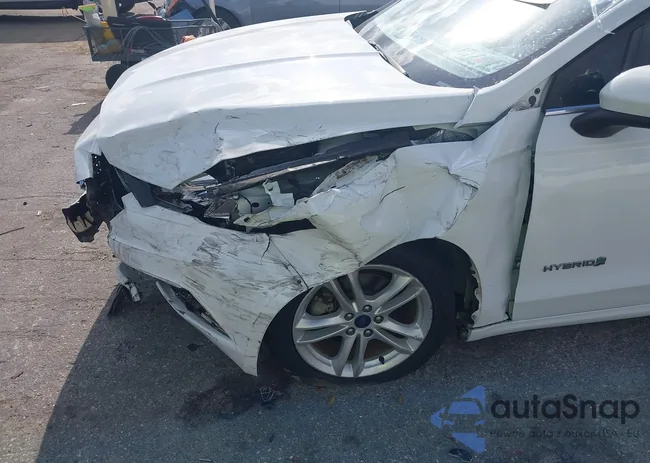 3FA6P0LU8JR157528: 42146177