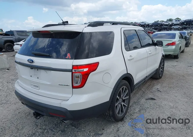 1FM5K7D84FGA83050: 42146225