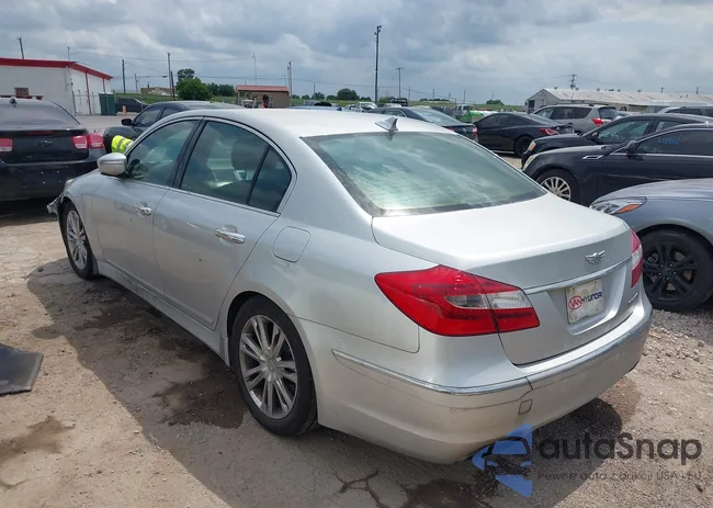 KMHGC4DD0DU228164: 42147647