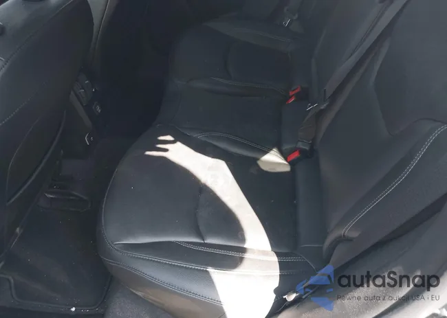 3C4NJDCN6RT169683: 42147825