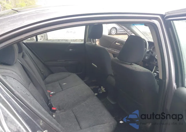 1HGCR2F30HA092153: 42147873