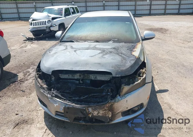 1G1PJ5S99B7301583: 42148641