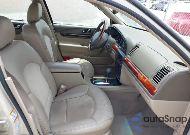 1LNHM97V32Y695989: 42148777