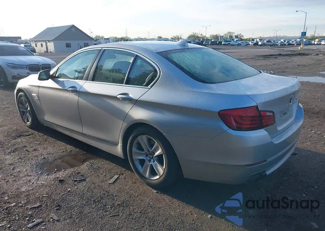 WBAXH5C58CDW11755: 42148899