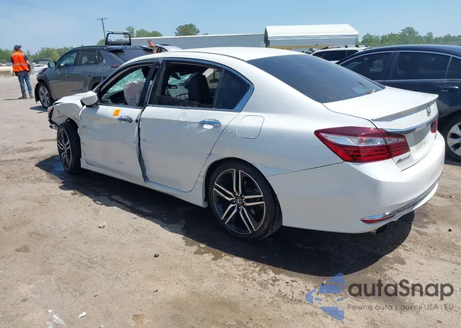 1HGCR2F11HA271249: 42149001