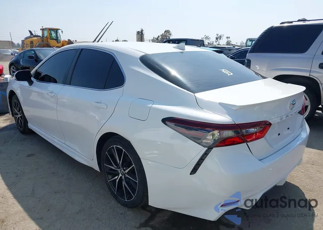 4T1G11AK3RU873292: 42149014