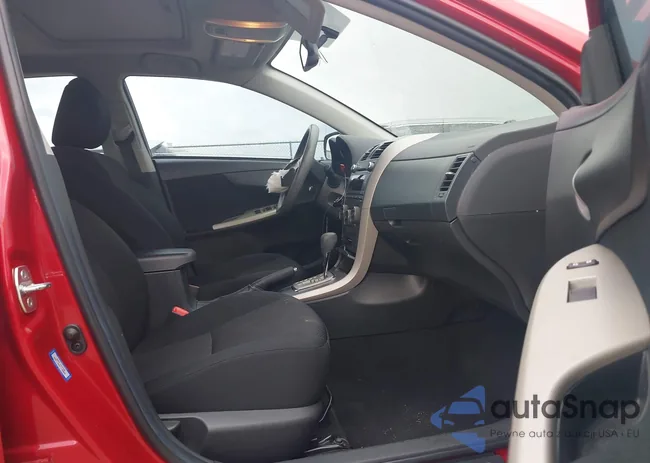 2T1BU4EE5BC708875: 42149082