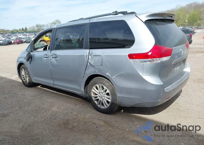 5TDYK3DC2CS233687: 42148156