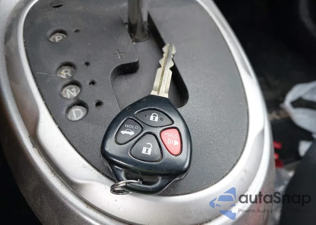 4T1BK3DB6BU390948: 42148456