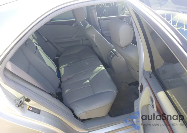 WDBJF65J61B373135: 42149598