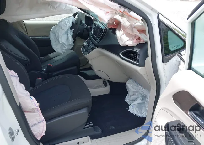 2C4RC1CG2NR204647: 42149623