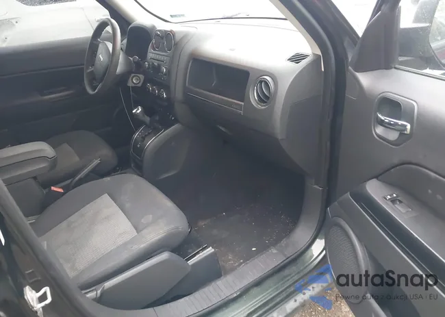 1J4NT2GB1AD554782: 42149748