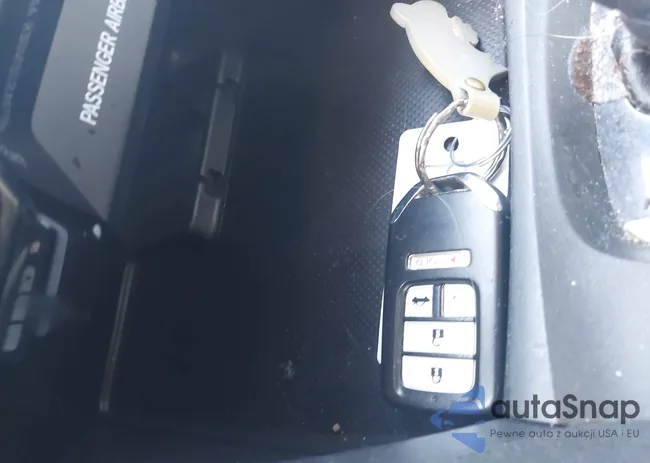 2HGFC2F73HH558919: 42149828