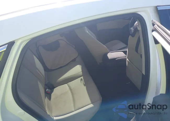 2HGFC2F73HH558919: 42149828