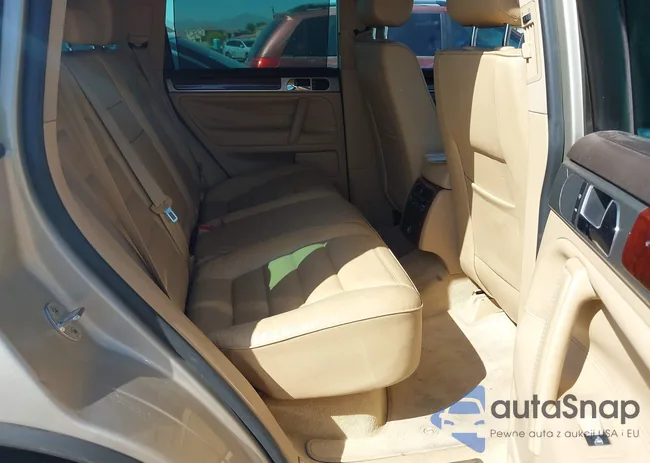 WVGCM77L64D076276: 42149861