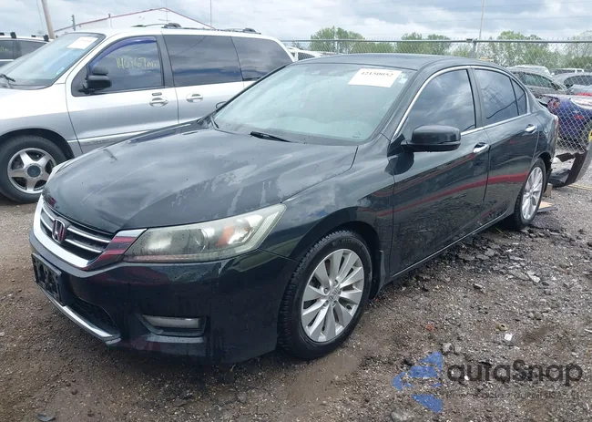 1HGCR2F85FA008255: 42150052